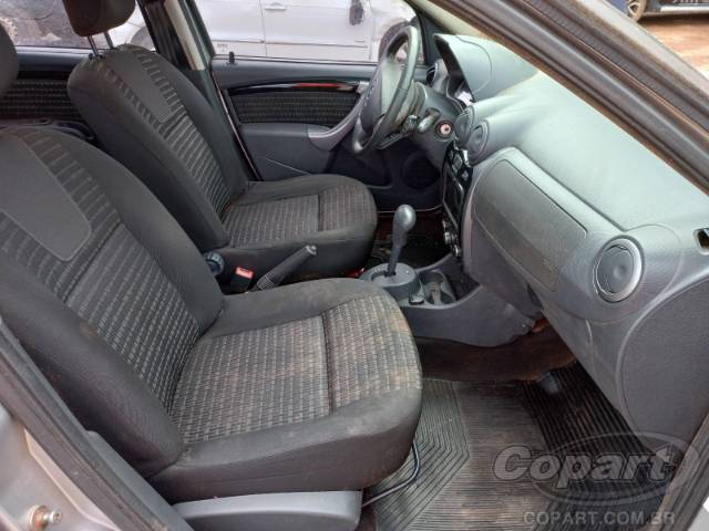 2013 RENAULT SANDERO 