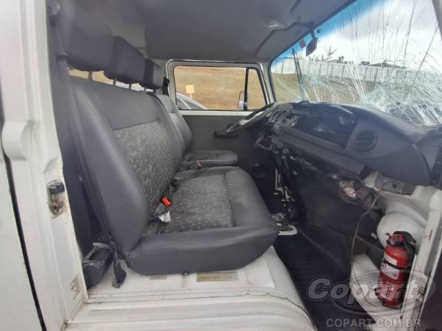 2013 VOLKSWAGEN KOMBI 