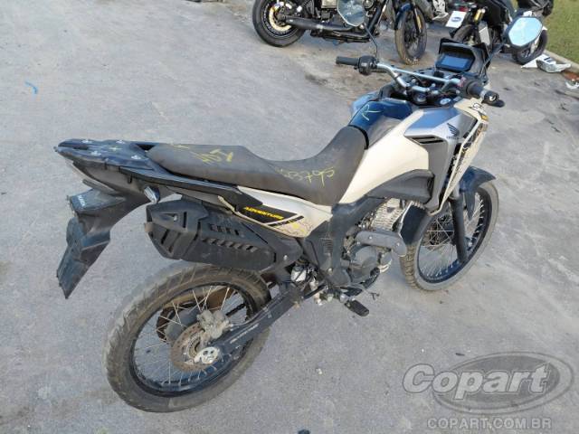 2024 HONDA XRE SAHARA 300 