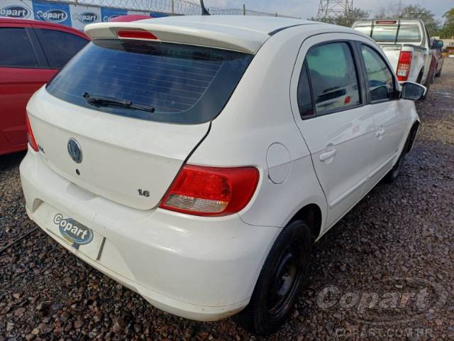2013 VOLKSWAGEN GOL 