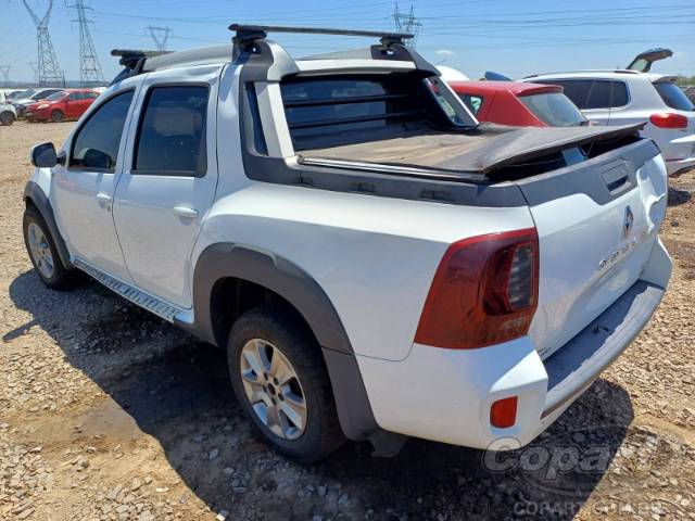 2019 RENAULT DUSTER OROCH 