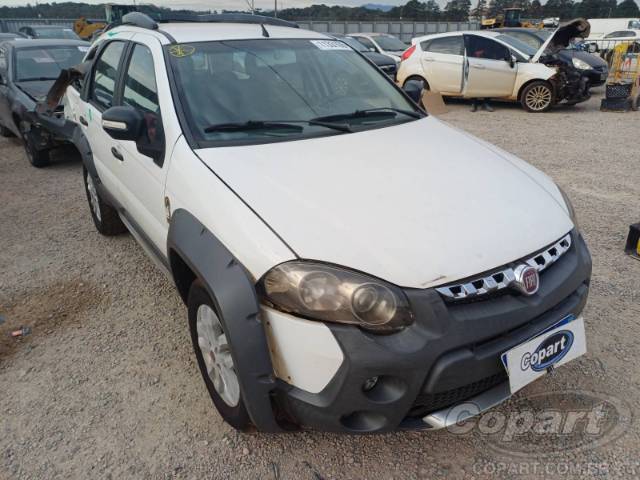 2014 FIAT PALIO WEEKEND 