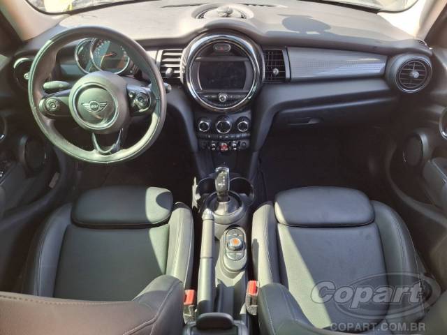 2019 MINI COOPER 