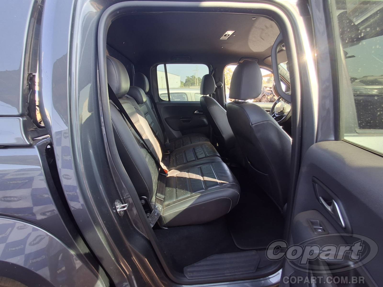 Foto 6 de 10: 2023 VOLKSWAGEN AMAROK