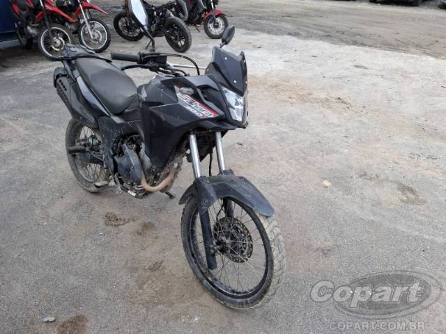 2026 HONDA XRE SAHARA 300 