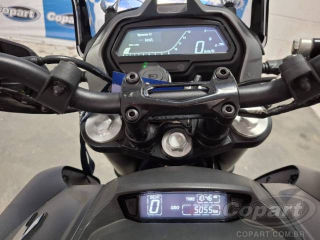 2025 BAJAJ DOMINAR 