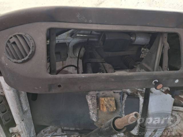 2012 VOLKSWAGEN KOMBI 