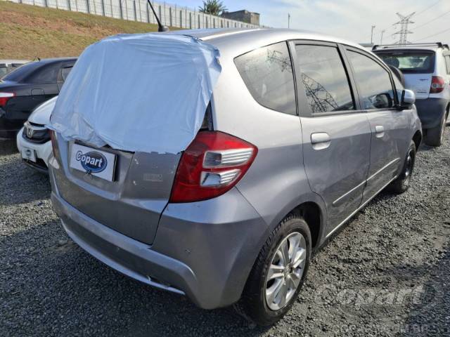 2013 HONDA FIT 