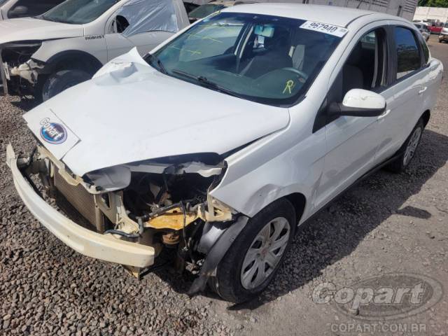 2016 FIAT GRAND SIENA 