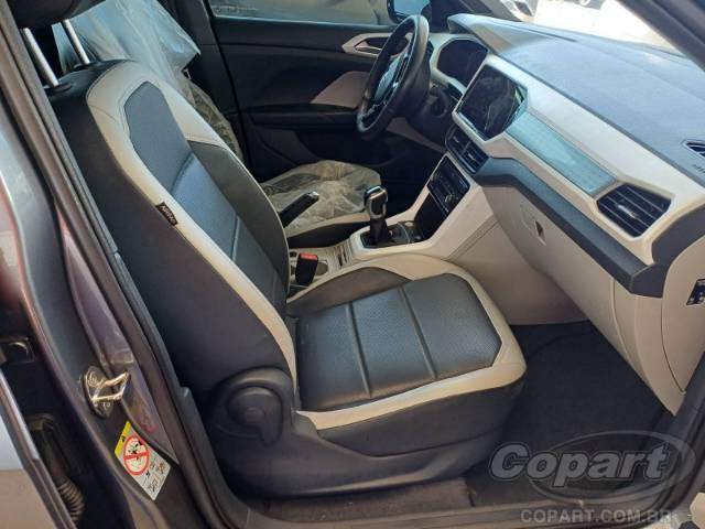 2021 VOLKSWAGEN T-CROSS 