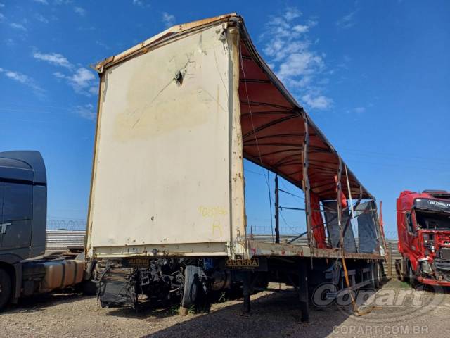 2011 GUERRA SEMI REBOQUE 