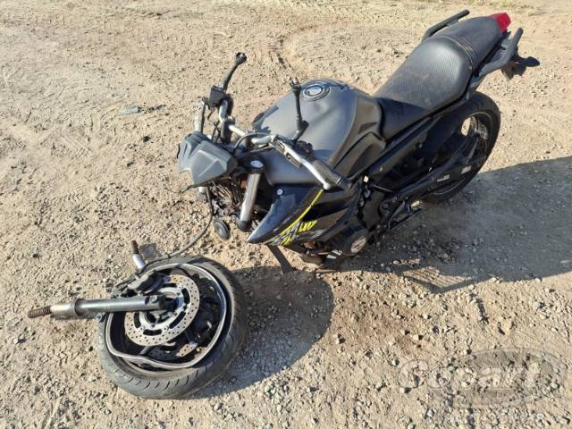 2013 YAMAHA XJ6 