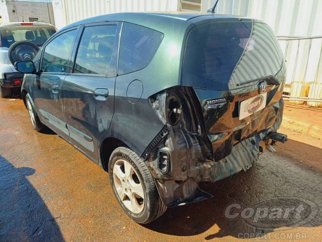 2010 HONDA FIT 