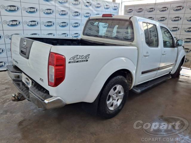 2013 NISSAN FRONTIER CD 