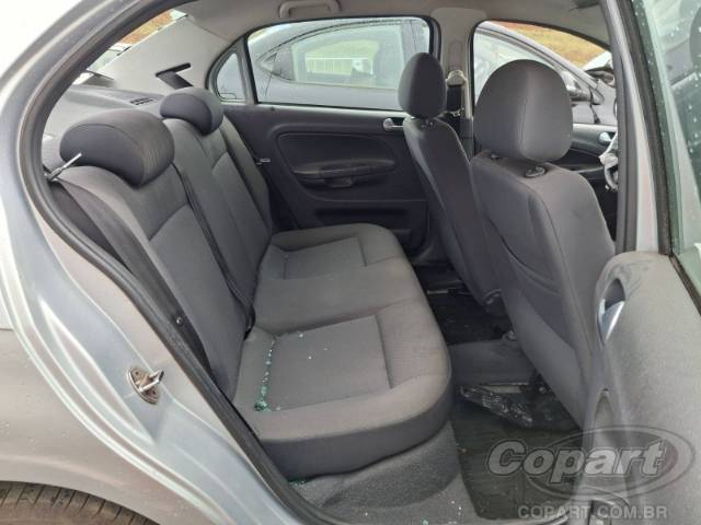 2012 VOLKSWAGEN VOYAGE 