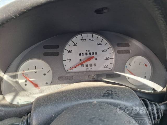 2001 CHEVROLET CORSA 