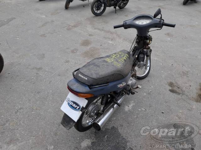 2001 HONDA C 100 