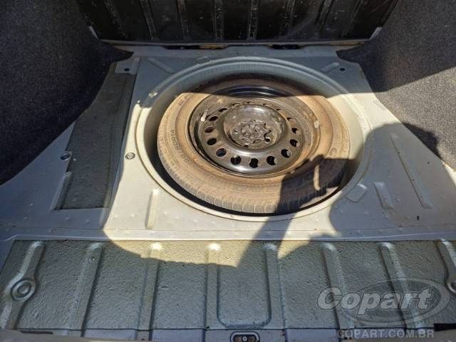2012 VOLKSWAGEN VOYAGE 
