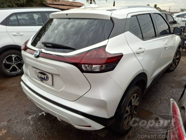 2022 NISSAN KICKS 