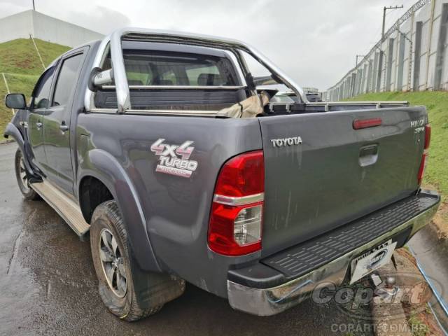 2010 TOYOTA HILUX CD 