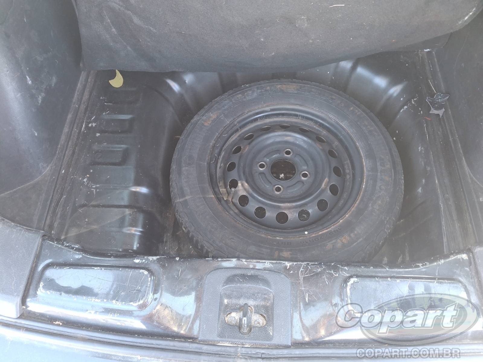 2013 NISSAN LIVINA — foto 10 de 14