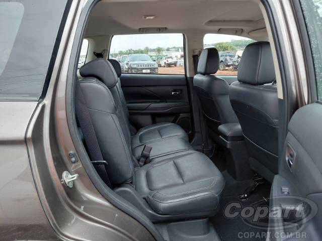 2021 MITSUBISHI OUTLANDER 