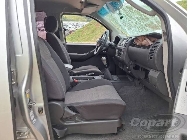 2015 NISSAN FRONTIER CD 