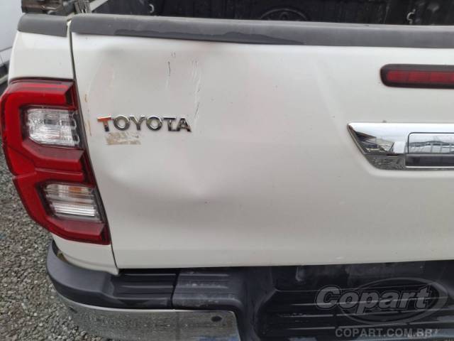 2022 TOYOTA HILUX CD 