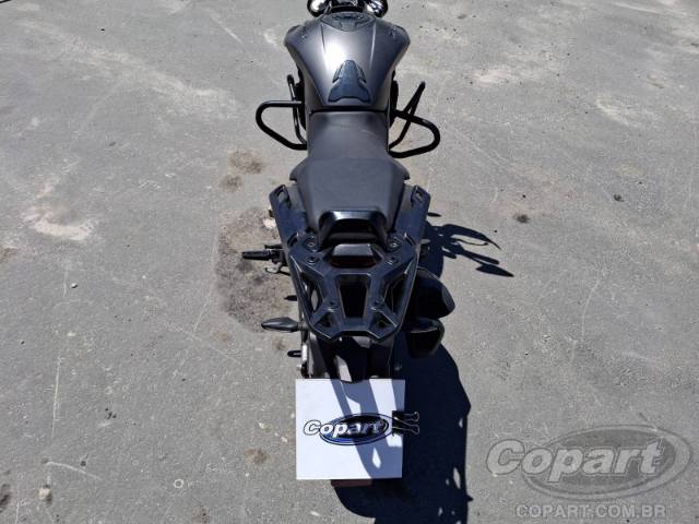 2025 BAJAJ DOMINAR 