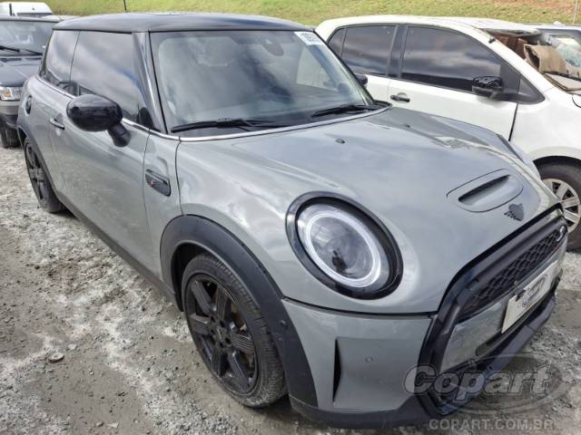 2023 MINI COOPER 