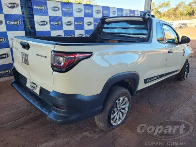 2022 FIAT STRADA 