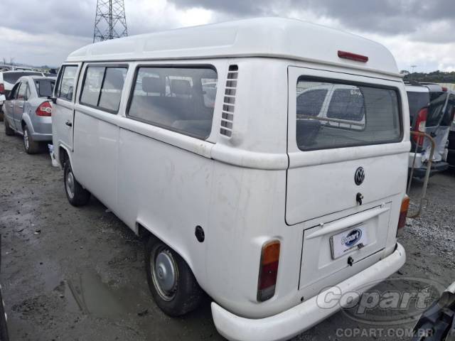 2013 VOLKSWAGEN KOMBI 