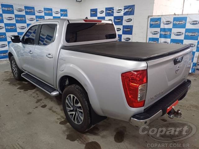 2021 NISSAN FRONTIER CD 