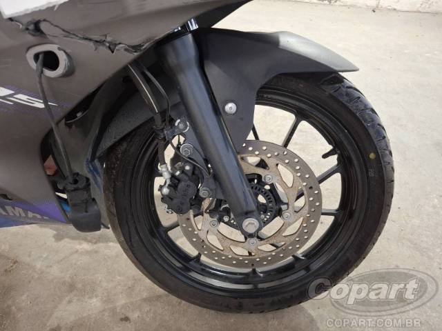 2025 YAMAHA YZF R15 