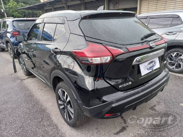 2023 NISSAN KICKS 