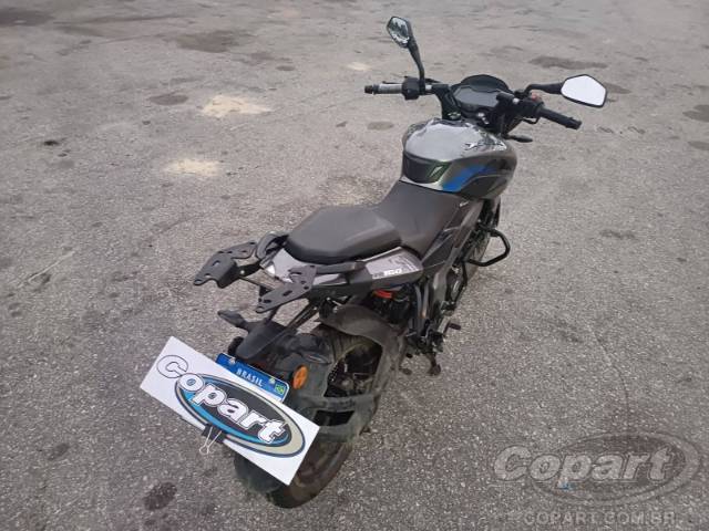 2026 BAJAJ DOMINAR 