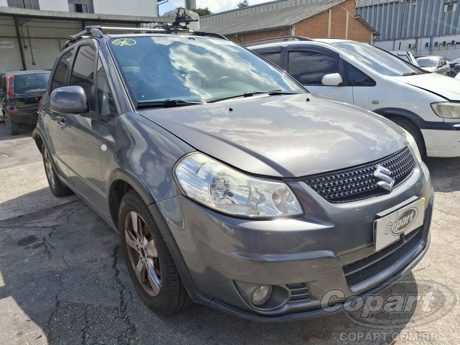 Suzuki Sx4 2012 em leilão — SP