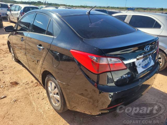 2014 HYUNDAI HB20S 
