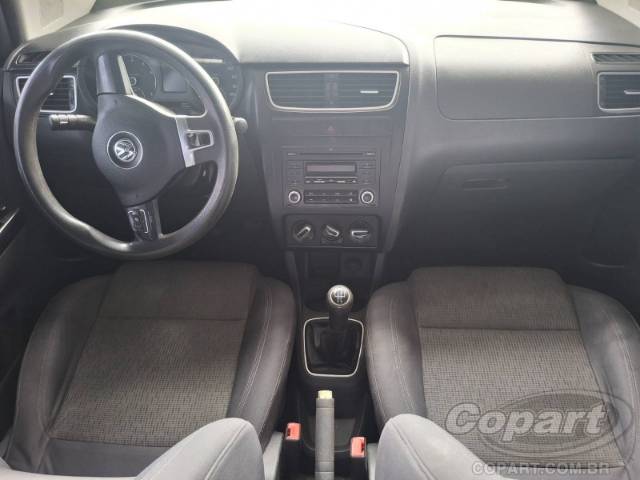 2013 VOLKSWAGEN FOX 