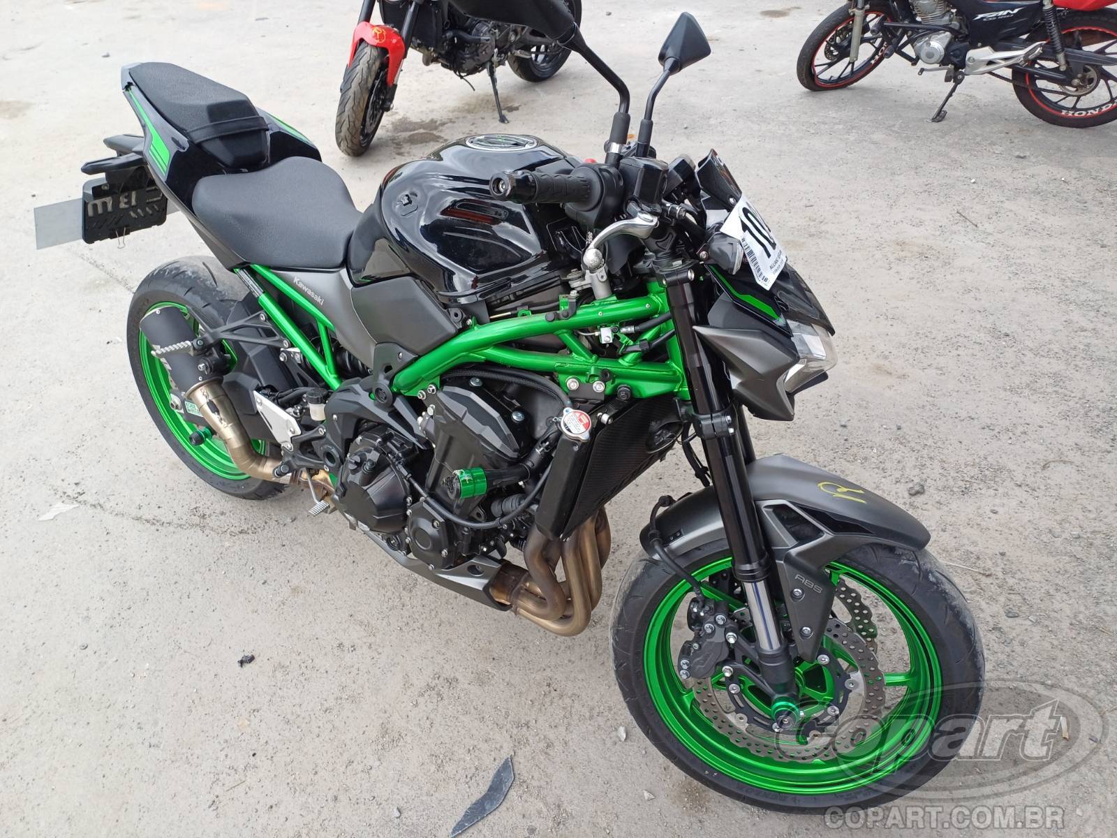 2023 KAWASAKI Z900 Motos