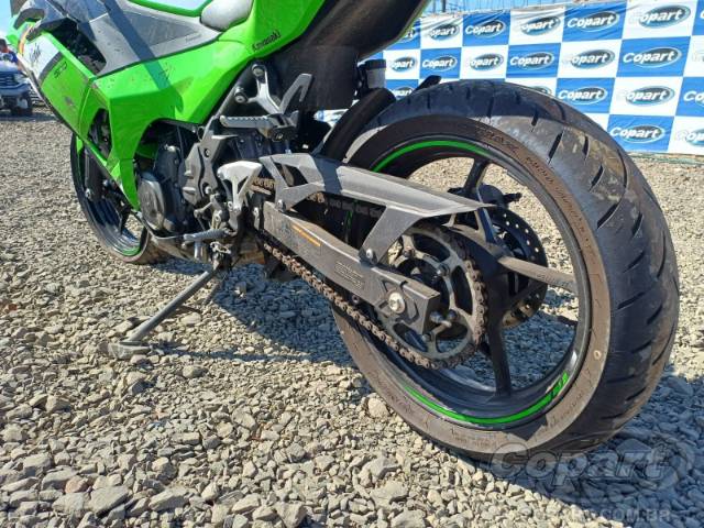 2025 KAWASAKI NINJA 500 