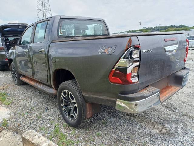 2025 TOYOTA HILUX CD 