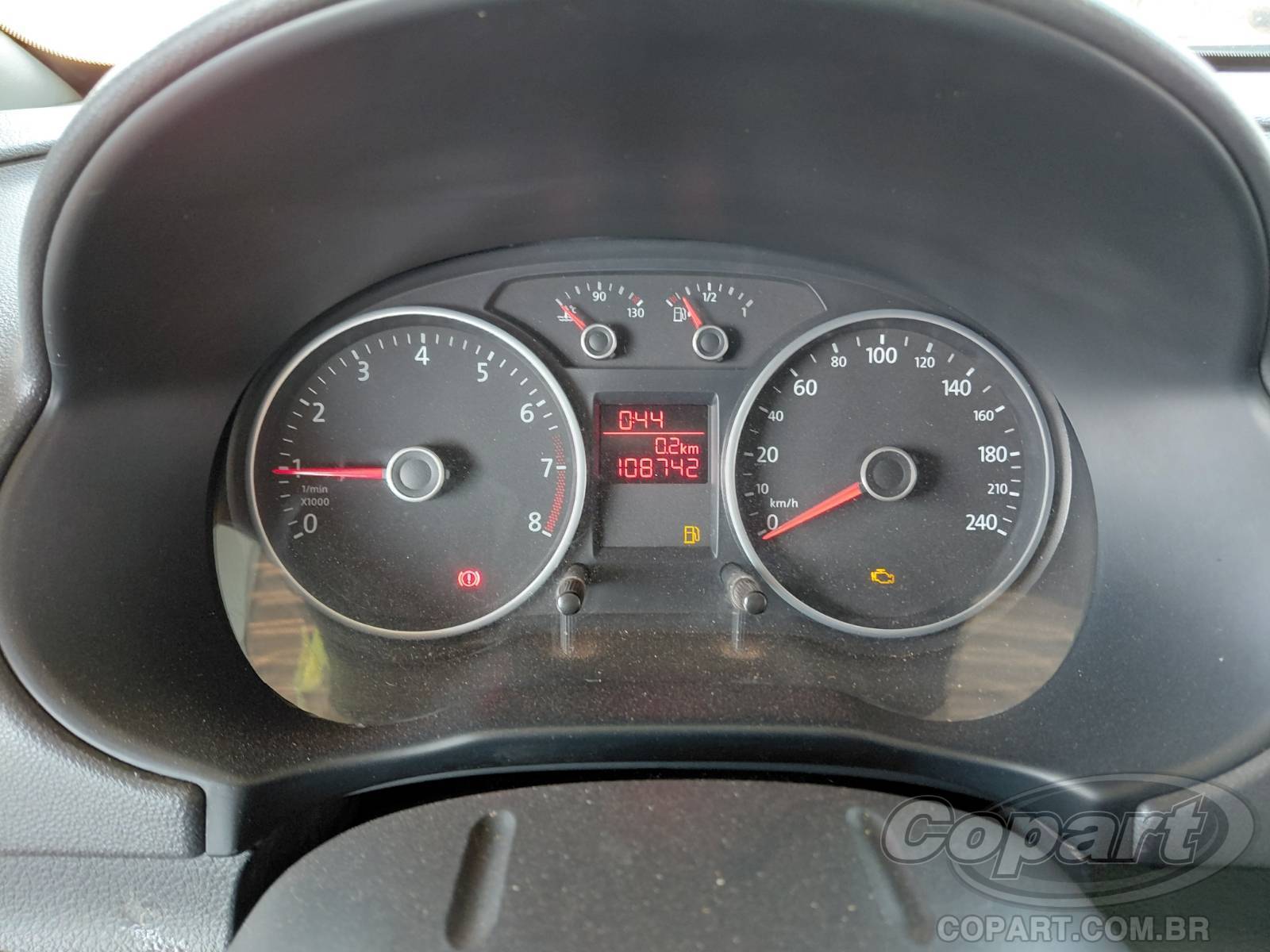 Foto 8 de 10: 2015 VOLKSWAGEN SAVEIRO