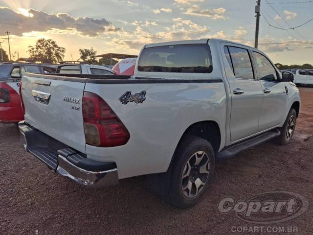 2022 TOYOTA HILUX CD 