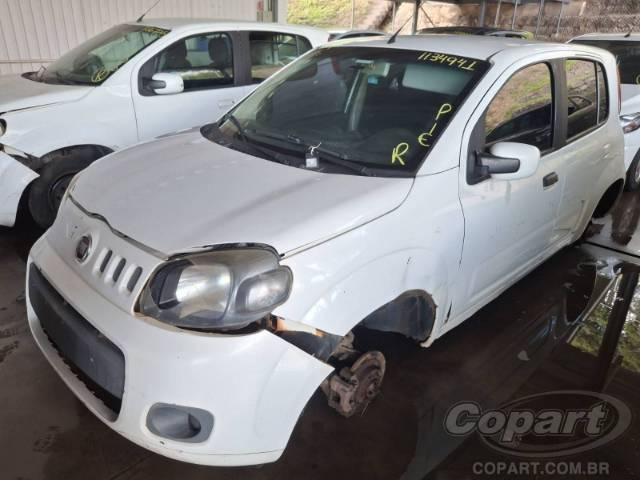 2016 FIAT UNO 