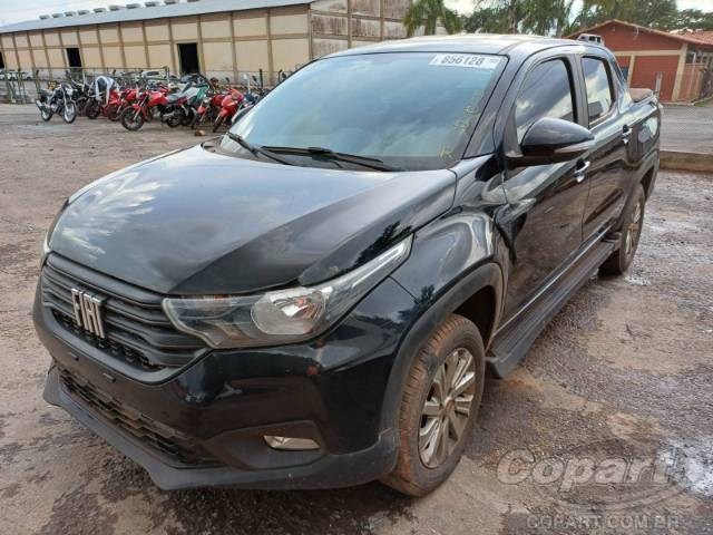2021 FIAT STRADA CD 