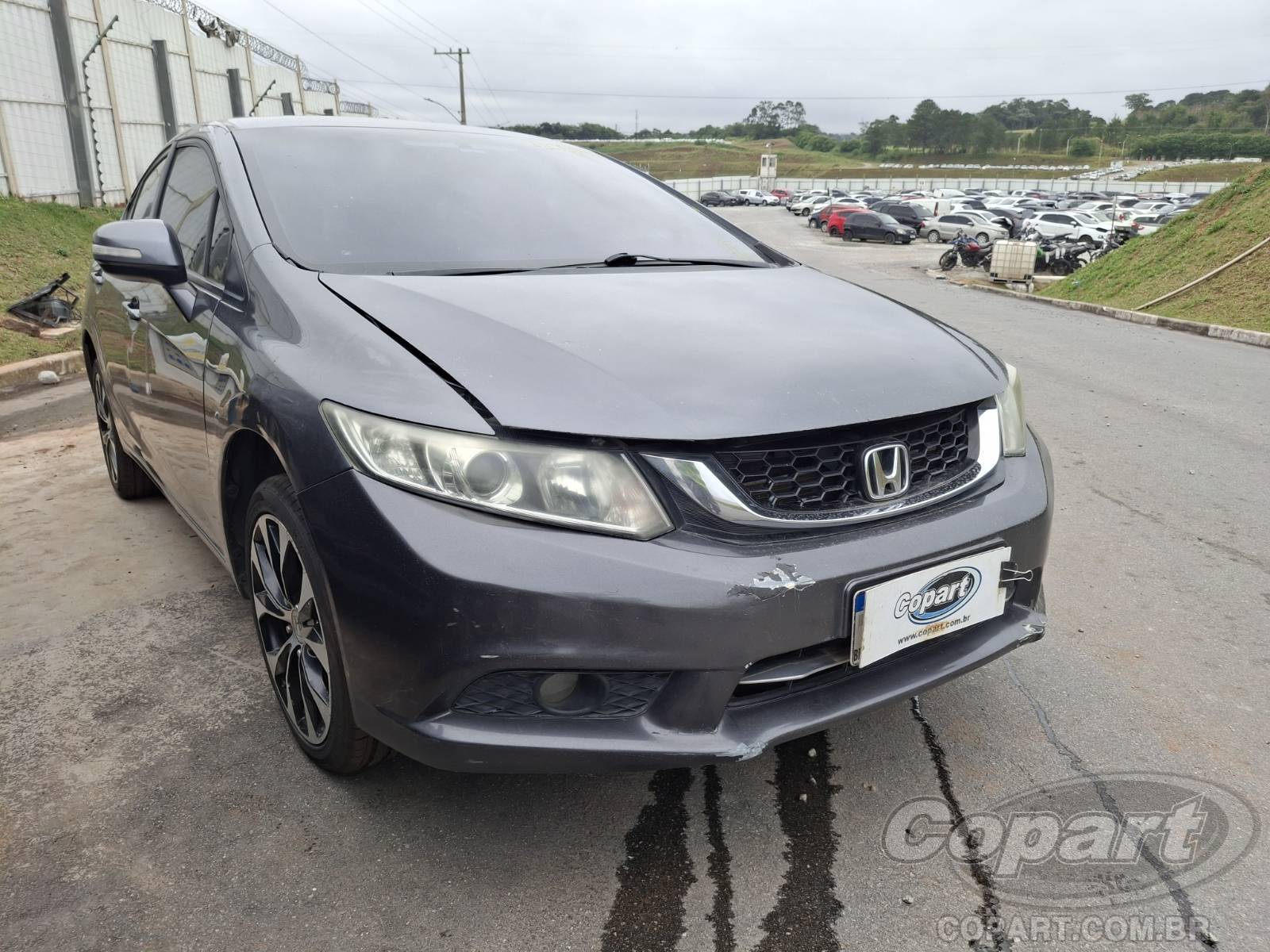Veículo Honda Civic Honda Civic LXR 2.0 16V i-VTEC 2016 2016 em leilão