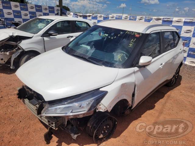 2023 NISSAN KICKS 