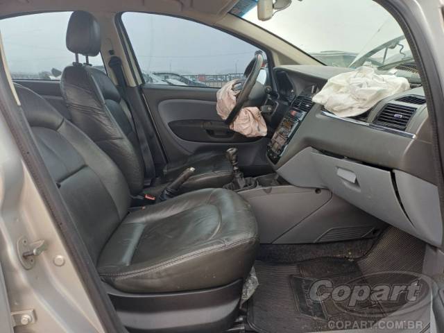 2012 FIAT LINEA 