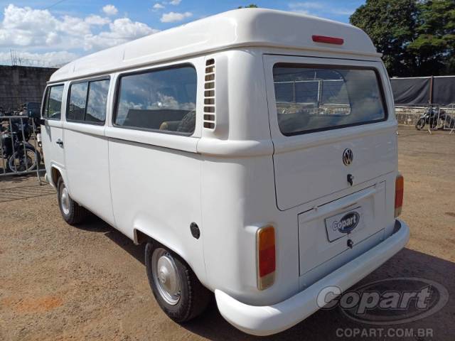 2014 VOLKSWAGEN KOMBI 